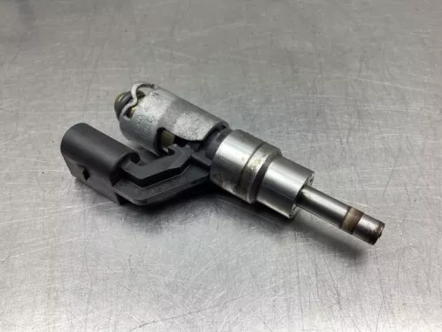 Injector (benzine injectie)-8133926 (20364401)