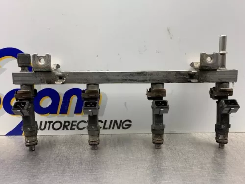 Injector (benzine injectie)-8263575 (21732553)