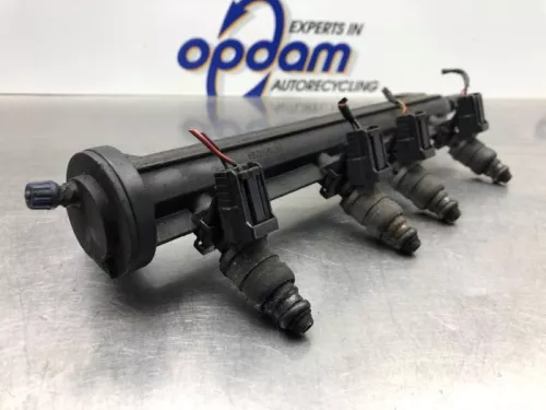 Injector (benzine injectie)-8143819 (21034673)