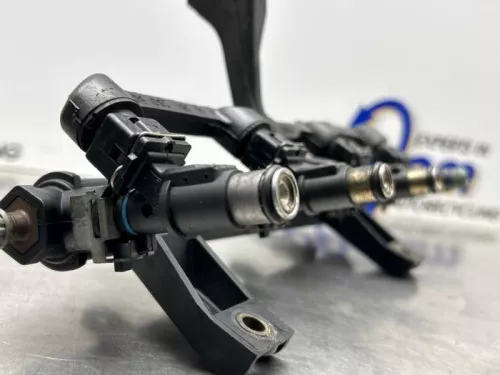 Injector (benzine injectie)-8315931 (22564730)