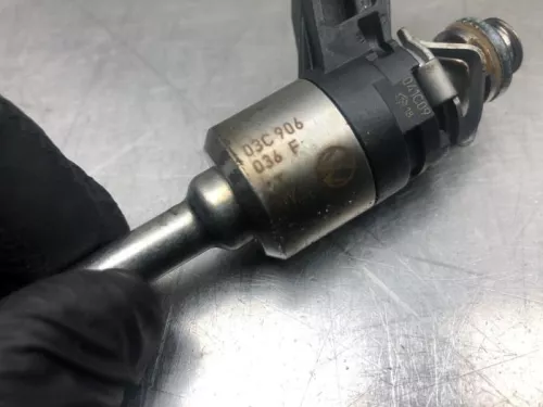 Injector (benzine injectie)-8104933 (20167749)
