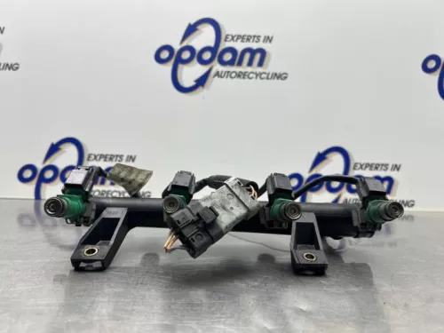 Injector (benzine injectie)-8323102 (22612471)