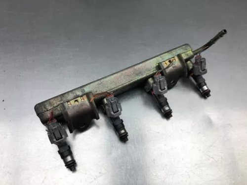 Injector (benzine injectie)-8256459 (21601776)