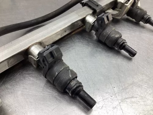 Injector (benzine injectie)-8028984 (18580269)