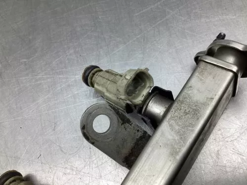 Injector (benzine injectie)- (15314395)