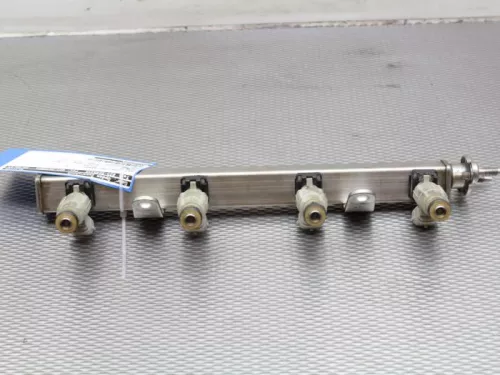 Injector (benzine injectie)- (8176320)