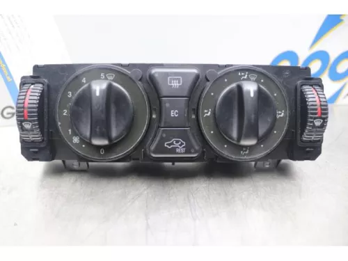 Kachel Bedieningspaneel-7854175