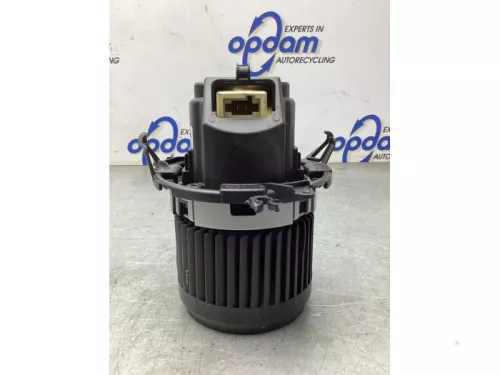 Kachel Ventilatiemotor-8129528 (20445210)