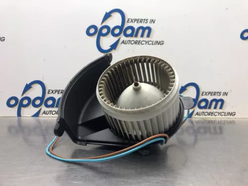 Kachel Ventilatiemotor-8076631