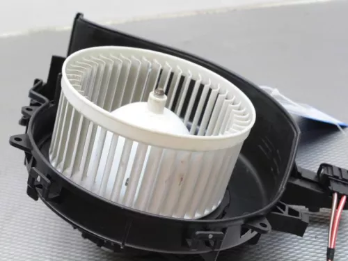 Kachel Ventilatiemotor-7884682 (8365889)