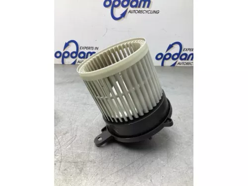 Kachel Ventilatiemotor-8138357