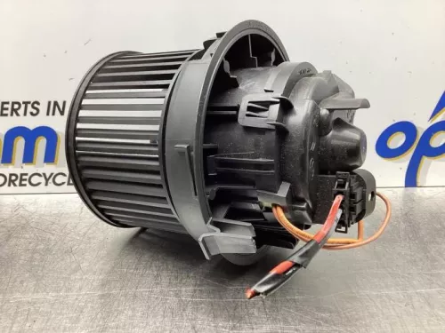 Kachel Ventilatiemotor-7614235 (17838292)