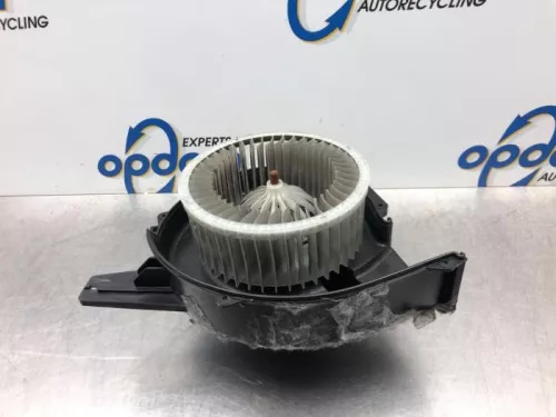 Kachel Ventilatiemotor-7616367 (17335013)