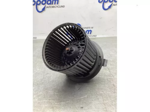 Kachel Ventilatiemotor-8048465 (19691146)