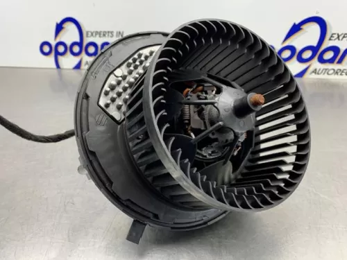 Kachel Ventilatiemotor-8255120 (21870670)