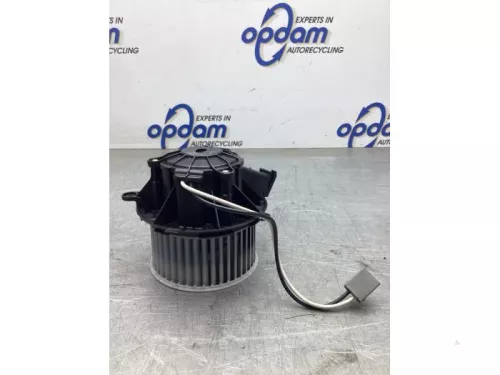 Kachel Ventilatiemotor-8122282 (21062244)