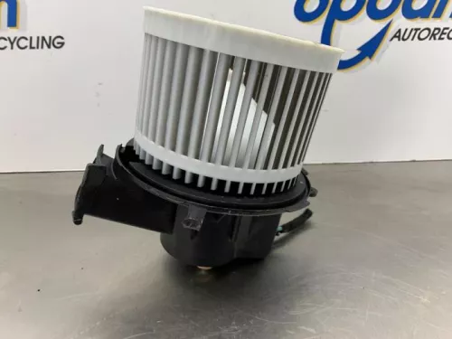 Kachel Ventilatiemotor-8271193 (22099467)