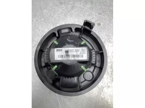 Kachel Ventilatiemotor-6799380 (17492649)