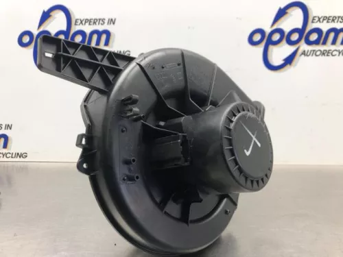Kachel Ventilatiemotor-8075628 (21723323)