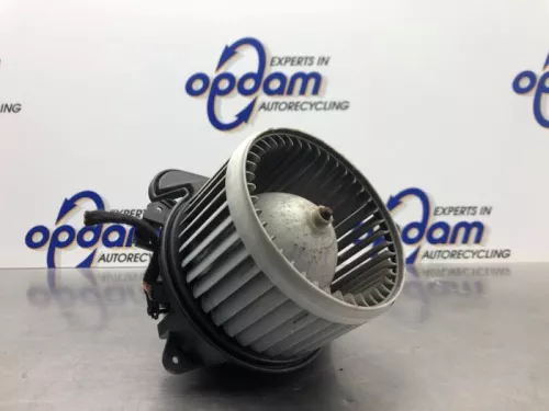 Kachel Ventilatiemotor-8114485