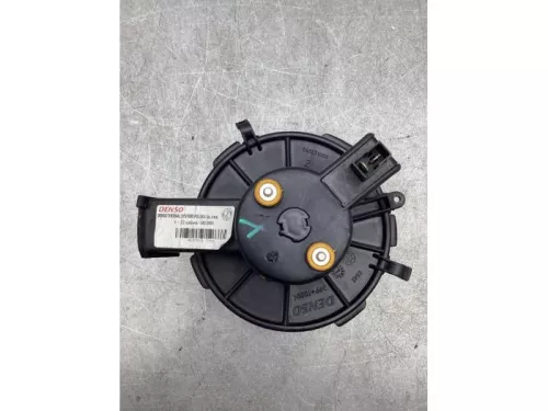 Kachel Ventilatiemotor-7921381 (17876558)