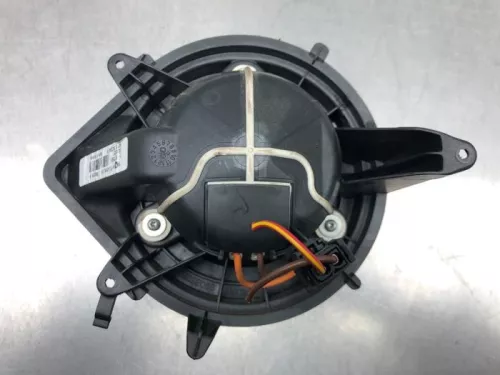 Kachel Ventilatiemotor-7360868 (17062950)