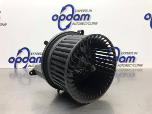 Kachel Ventilatiemotor-8218145 (21165946)