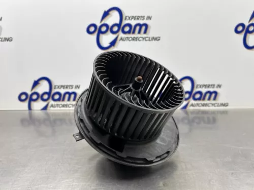 Kachel Ventilatiemotor-8290902