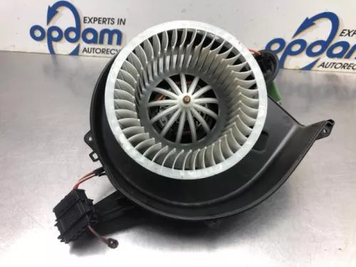Kachel Ventilatiemotor-8082261 (20340540)