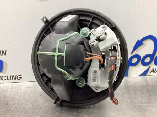 Kachel Ventilatiemotor-7746917 (17970173)
