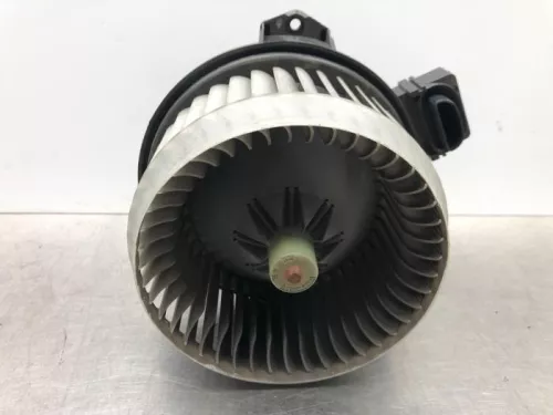 Kachel Ventilatiemotor-7715297 (17073847)