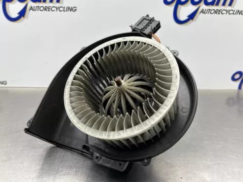 Kachel Ventilatiemotor-8299790 (22308442)