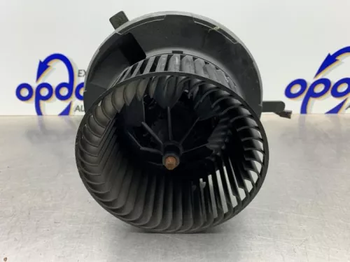 Kachel Ventilatiemotor-8226425 (21946356)
