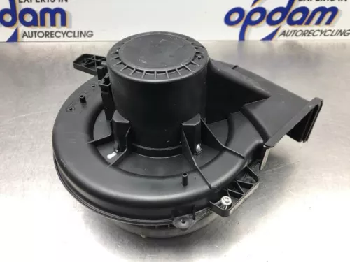 Kachel Ventilatiemotor-8232689 (21467734)