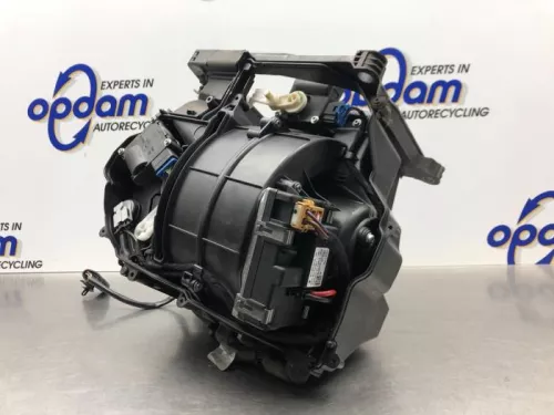 Kachel Ventilatiemotor-8199579 (21807837)