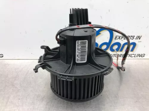 Kachel Ventilatiemotor-7582126 (16742363)