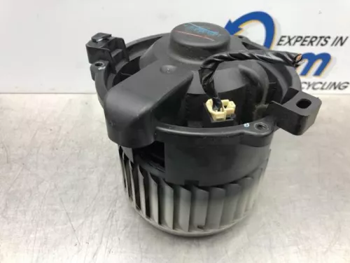 Kachel Ventilatiemotor-6336950 (17095126)