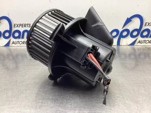 Kachel Ventilatiemotor-8131553 (19930321)