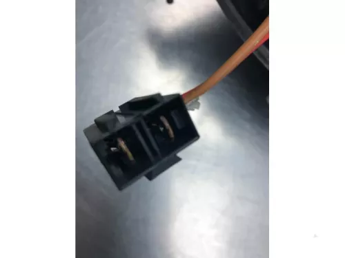 Kachel Ventilatiemotor-7915750 (17487341)