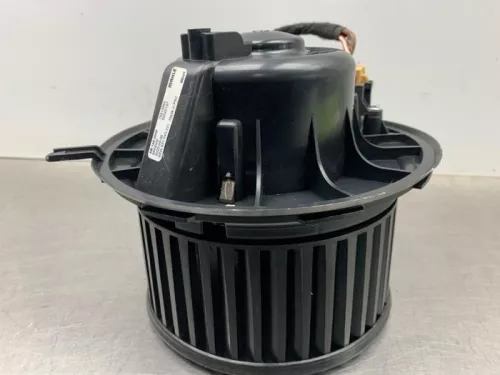 Kachel Ventilatiemotor-8157081 (21691557)