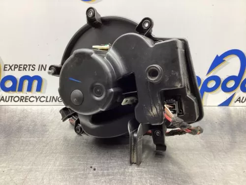 Kachel Ventilatiemotor-7868727 (17950984)