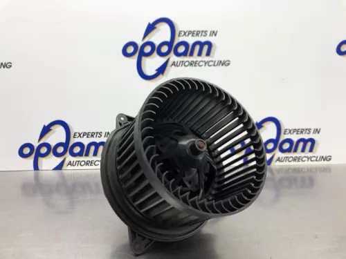Kachel Ventilatiemotor-8199755