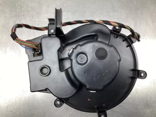 Kachel Ventilatiemotor-7609721 (17051181)