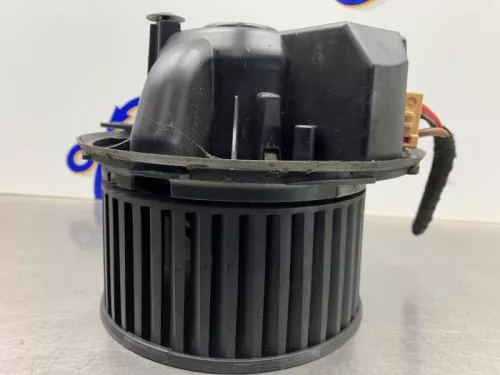 Kachel Ventilatiemotor-8236942 (22268470)