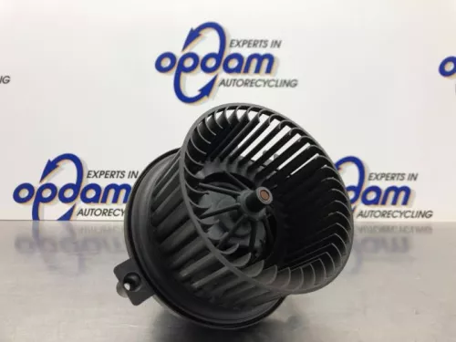 Kachel Ventilatiemotor-8228523
