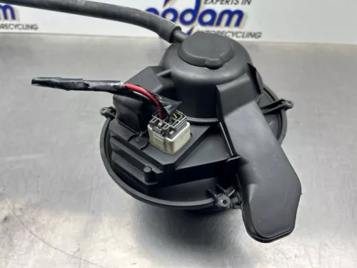 Kachel Ventilatiemotor-8298773 (22566670)