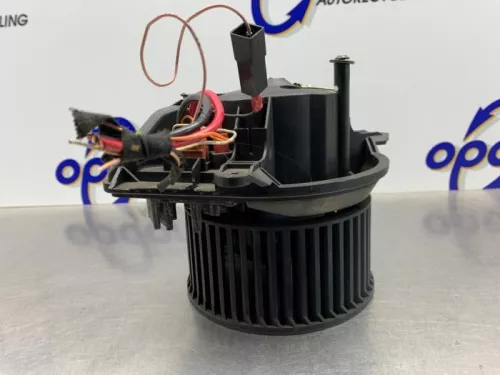 Kachel Ventilatiemotor-8194080