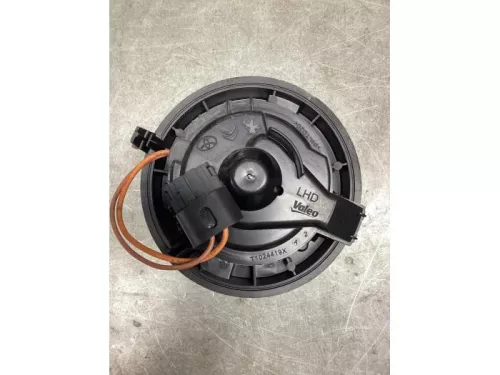 Kachel Ventilatiemotor-8073479 (22006688)