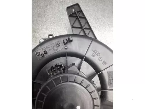 Kachel Ventilatiemotor-7714596 (17102488)