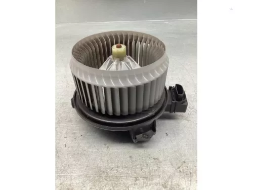 Kachel Ventilatiemotor-7736568